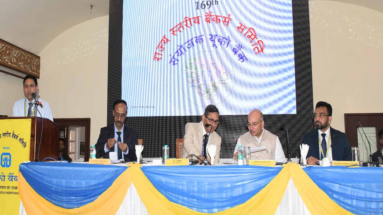 Exemption from not paying installments for one year to disaster victims who repay regular loan, decision in ba