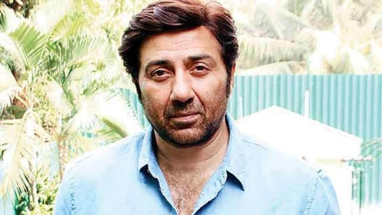 Sunny Deol Gadar 2 actor shared that he teased a girl and her brother chased him he said main galat tha