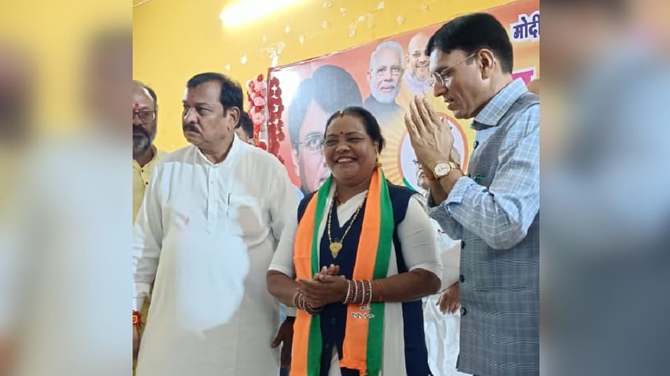 Pandwani singer Usha Barle joins BJP