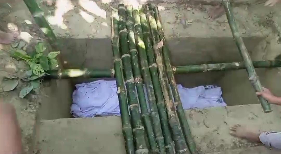 Bihar News: Buried in grave after death in Bettiah exhumed the body.bihar police