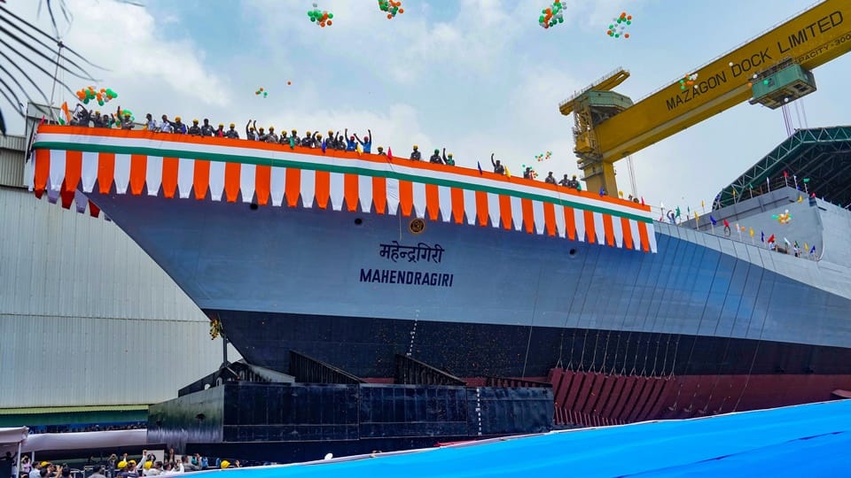 Indian Navy stealth frigate Mahendragiri launched