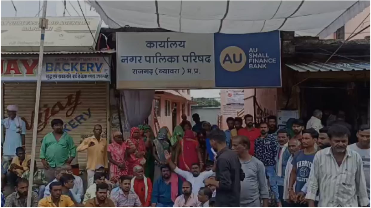 Rajgarh The MLA said that the fast will continue until his demands are met