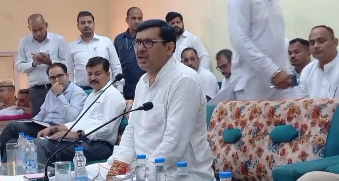Minister Devender Babli Janta Darbar in Fatehabad, said Special package will issued for roads broken by flood