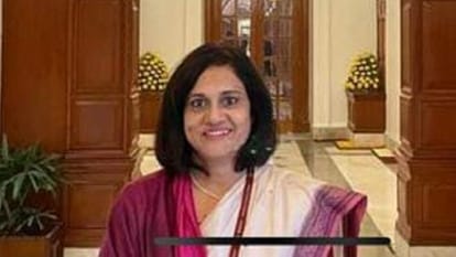 Country' first woman CRB Jaya Verma Sinha is from Sangamnagar, studied from SMC and Allahabad University.