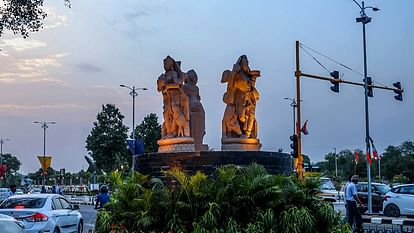 G- 20 summit : यक्षिणी पर पड़ेगी विदेशी मेहमानों की पहली नजर, एलजी ने किया मूर्तियों का अनावरण G- 20 summit: Yakshini will be the first sight of foreign guests