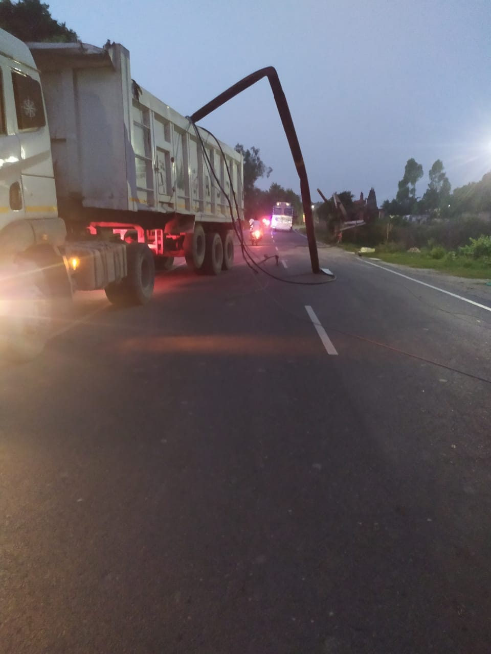 Two girls died in an accident in Saharanpur today