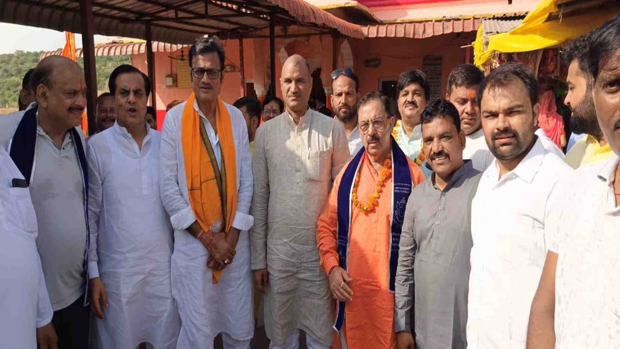 Parivartan Sankalp Yatra started after puja at Sawai Madhopur Ganesh temple