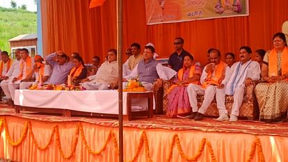 Bageshwar By-Election CM Dhami roadshow in Garur addressed public meeting in support of BJP candidate