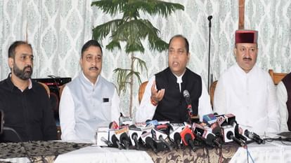Jairam Thakur said Government should take seriously the allegations made in the letter bomb.