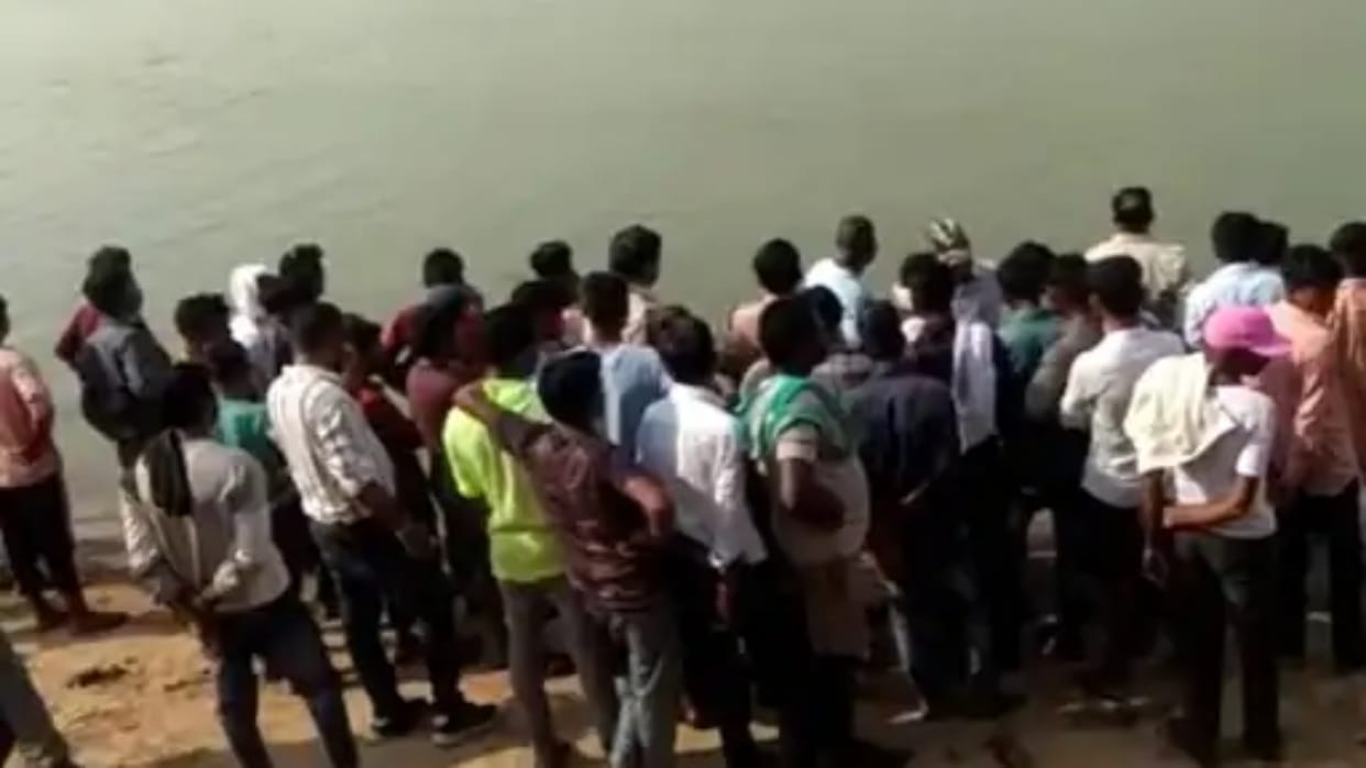 Narmadapuram News Five children drown in Dudhi river rescue operation continues