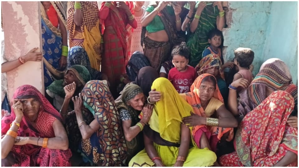 Priest dead body found in Dholpur injury on private part relatives expressed fear of murder
