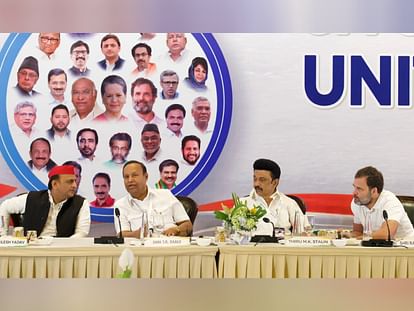 UP: Seat sharing formula to be decided soon in UP, SP will get so many seats, Congress will fight for 15 seats! Lok Sabha election 2024 BJP and Congress seat sharing formula to be decided soon in UP News in Hindi