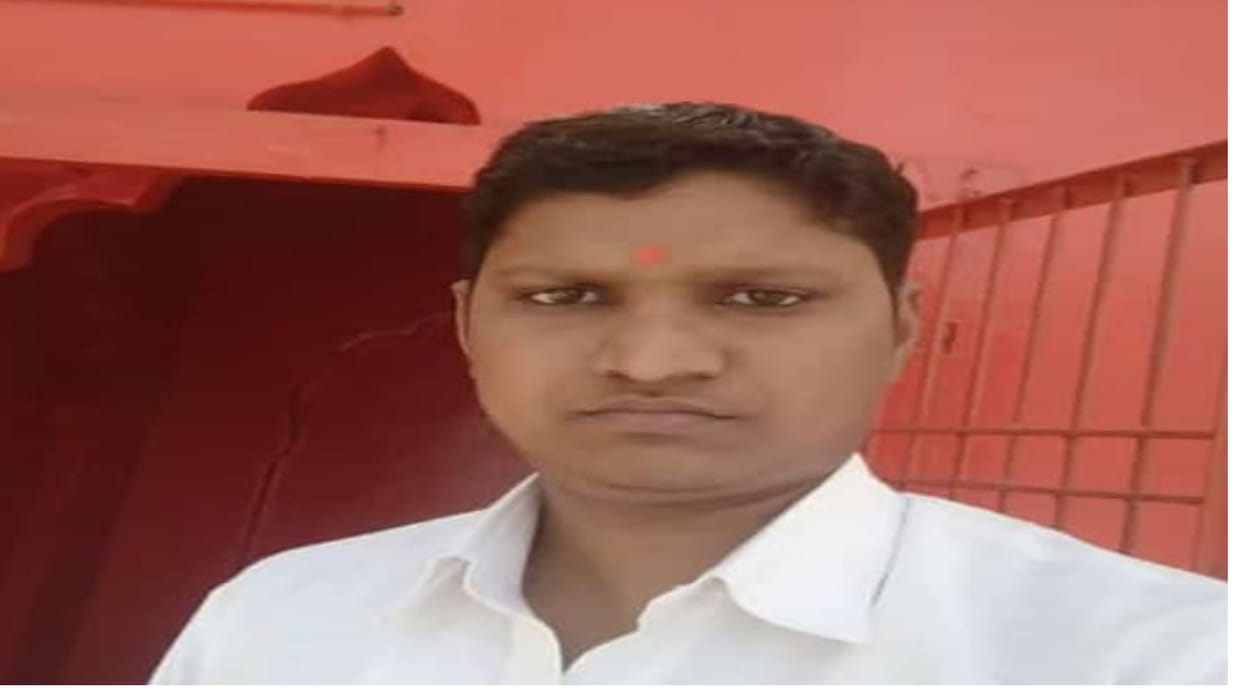 Dausa Yoga teacher died due to falling of acacia tree on moving bike in Baswa police station area