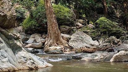 Two youths who went to take bath in Ranidahra Waterfall died due to drowning