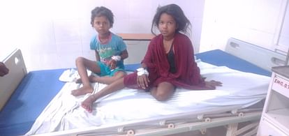 Jalaun Fire: गैस सिलेंडर के रिसाव से लगी आग, चार मासूम समेत पांच लोग झुलसे, किसान की हालत गंभीर Fire broke out due to leakage of gas cylinder, five people including four innocent were burnt, the condition o