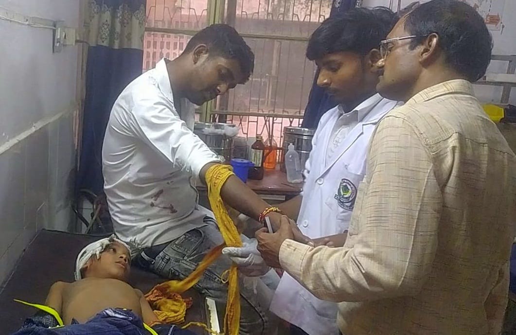 Bike slipped while trying to save auto, innocent nephew along with brother and sister got injured, Kotwal said
