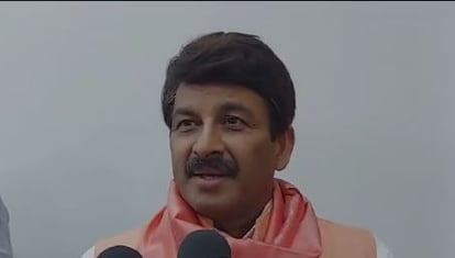 Ghosi By Election: मऊ में गरजे भाजपा सांसद मनोज तिवारी, बोले-' विपक्ष में कपार फुरौव्वल होगा, इंतजार कीजिए ' Ghosi By Election BJP MP Manoj Tiwari thundered in Mau, said- 'There will be a furore in the opposition,