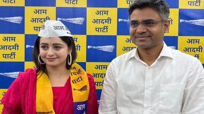 MP Politics: राजनेता और अभिनेता के बीच होगा दमोह विधानसभा का चुनाव, चाहत पांडे ने इलेक्शन लड़ने की जताई मंशा MP Politics Damoh assembly elections will be between politician and actor Chahat Pandey will contest election
