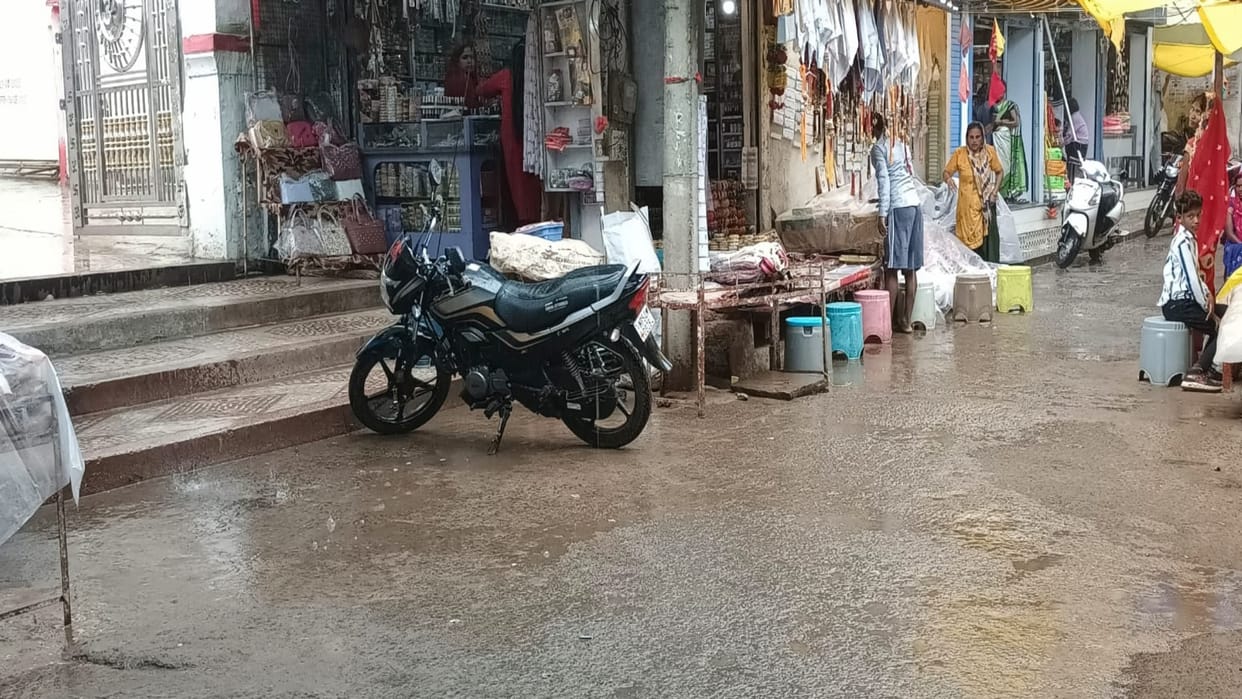 Umaria Weather: Weather changed again in Umaria, drizzling rain gave relief from scorching heat