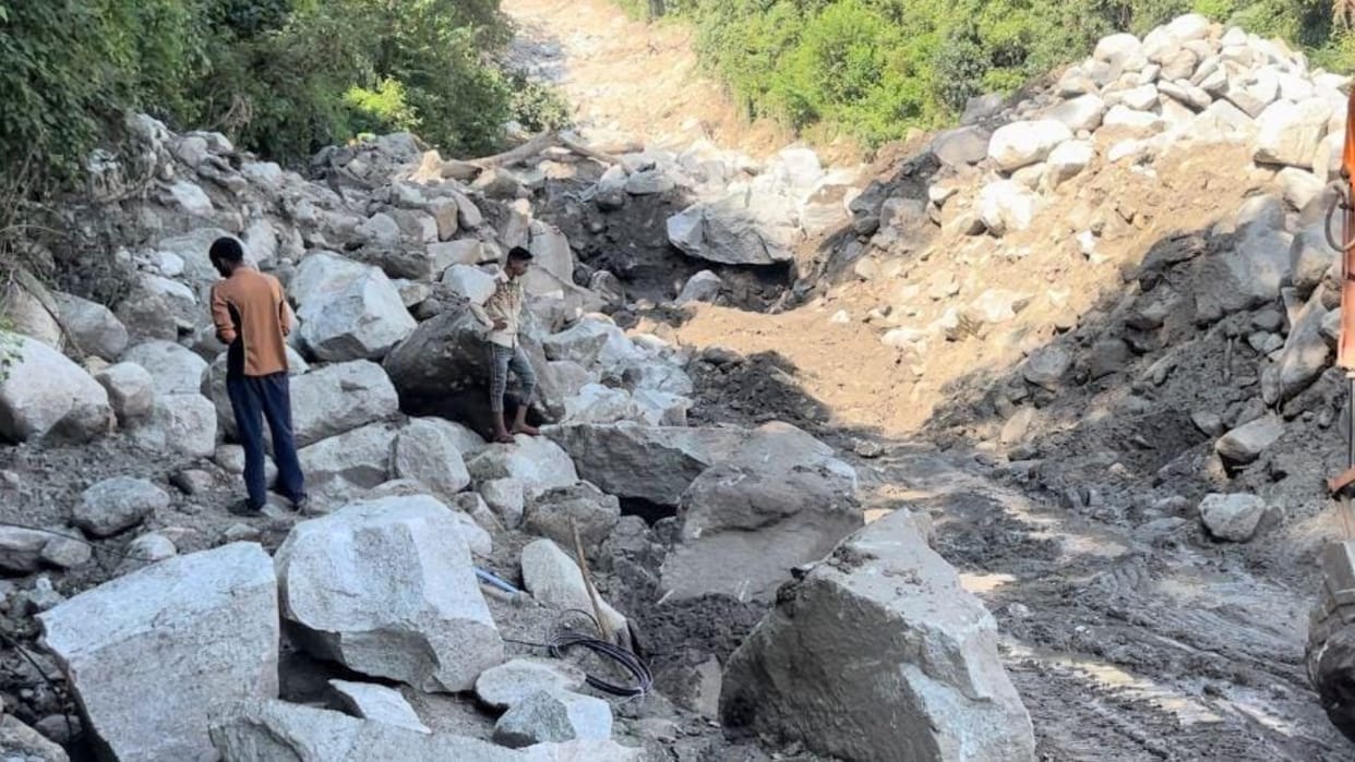Himachal Mandi News: Pandoh Sambal Landslide body not recover after 20 days