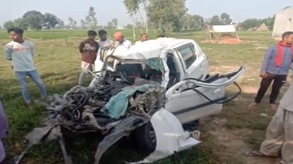 Big Road accident in Pilibhit Alto car collided with pickup many killed