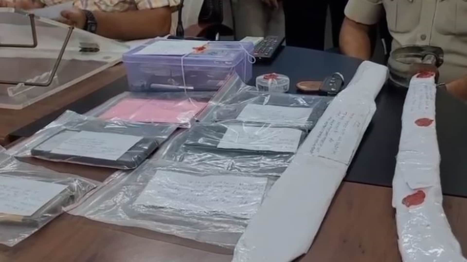 हथियार बरामद