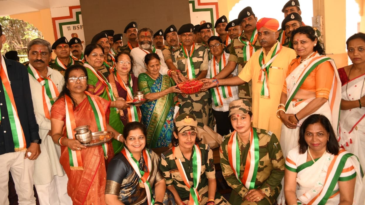 Ujjain News For 19 years the sisters of Ujjain send rakhi to the soldiers on the border