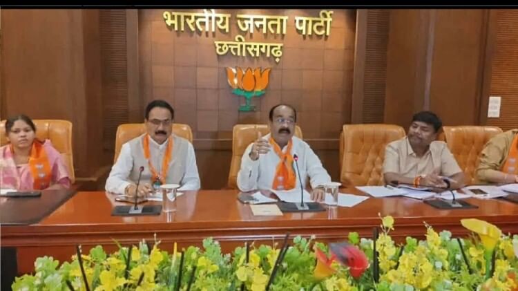छत्तीसगढ़ बीजेपी की मैराथन बैठक: जिला, विस प्रभारियों और विस्तारकों की संभागवार मीटिंग में बनी चुनावी रणनीति
