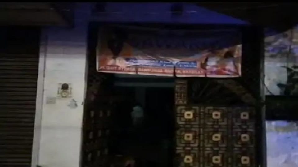 Bareilly eight girls and 10 boys were inside house objectionable things found on spot