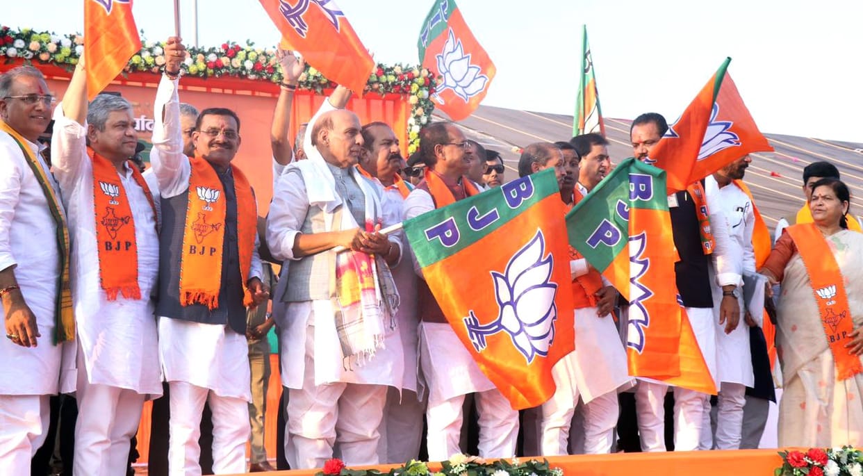 Rajnath Singh targeted Rahul Gandhi, said - Rahul's vehicle is not being launched.