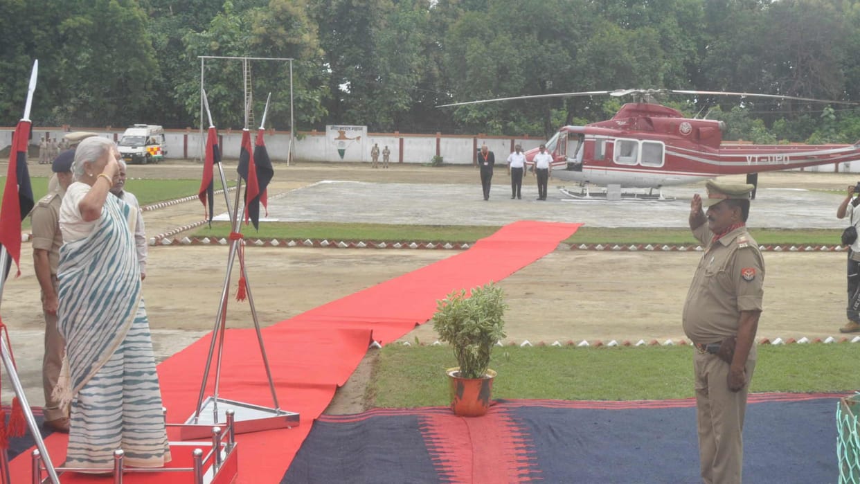 Governor Anandiben Patel visit basti in UP