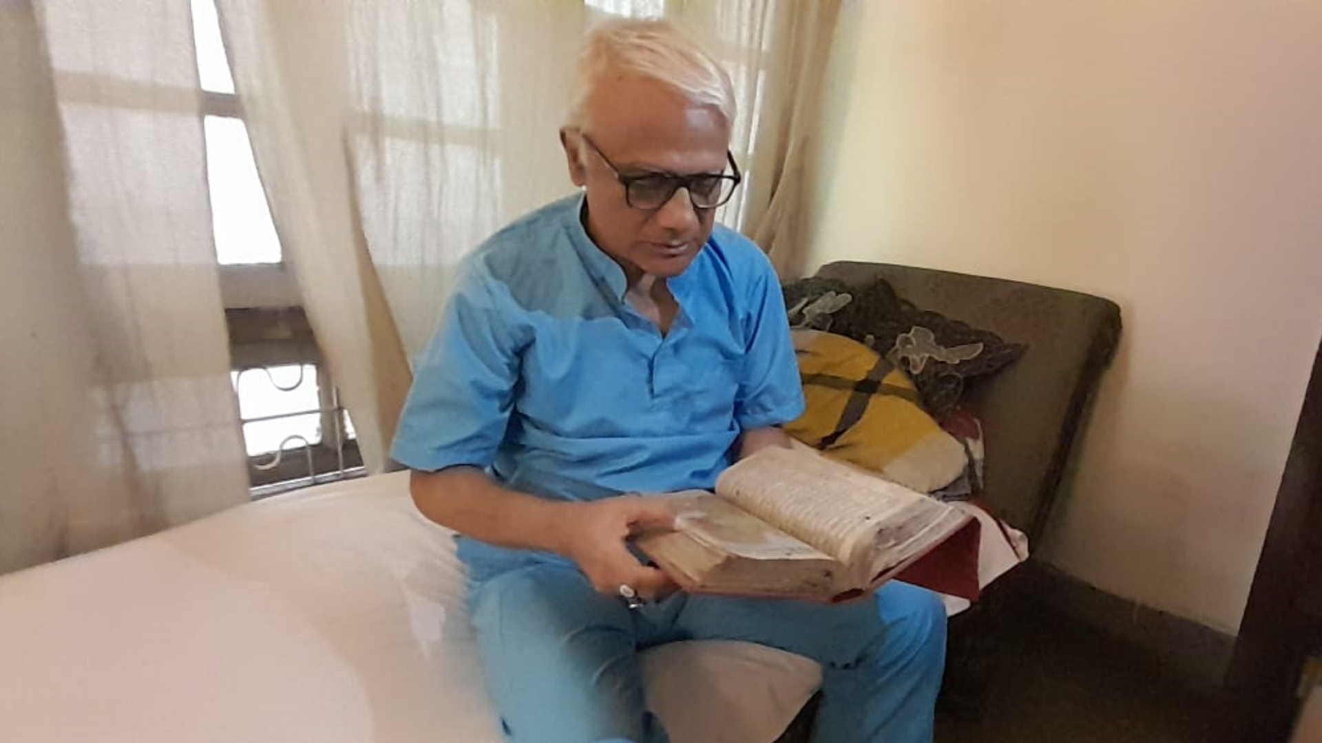 300 year old Ramayana written in Persian is kept in former President great grandson