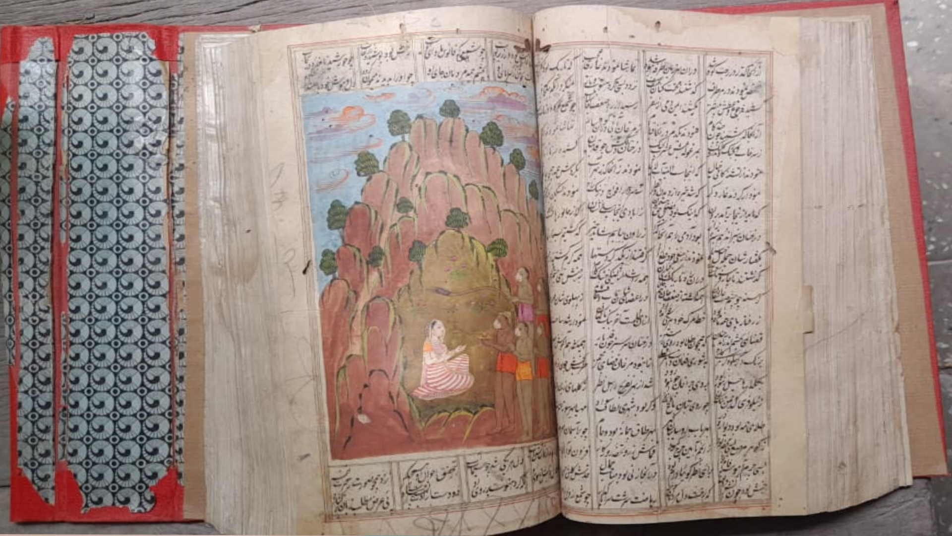 300 year old Ramayana written in Persian is kept in former President great grandson