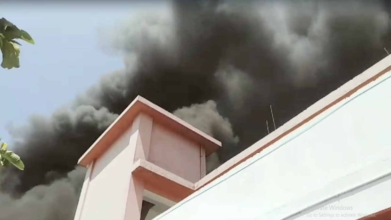 Maharashtra News and Updates accident fire incidents police case FIR IPC