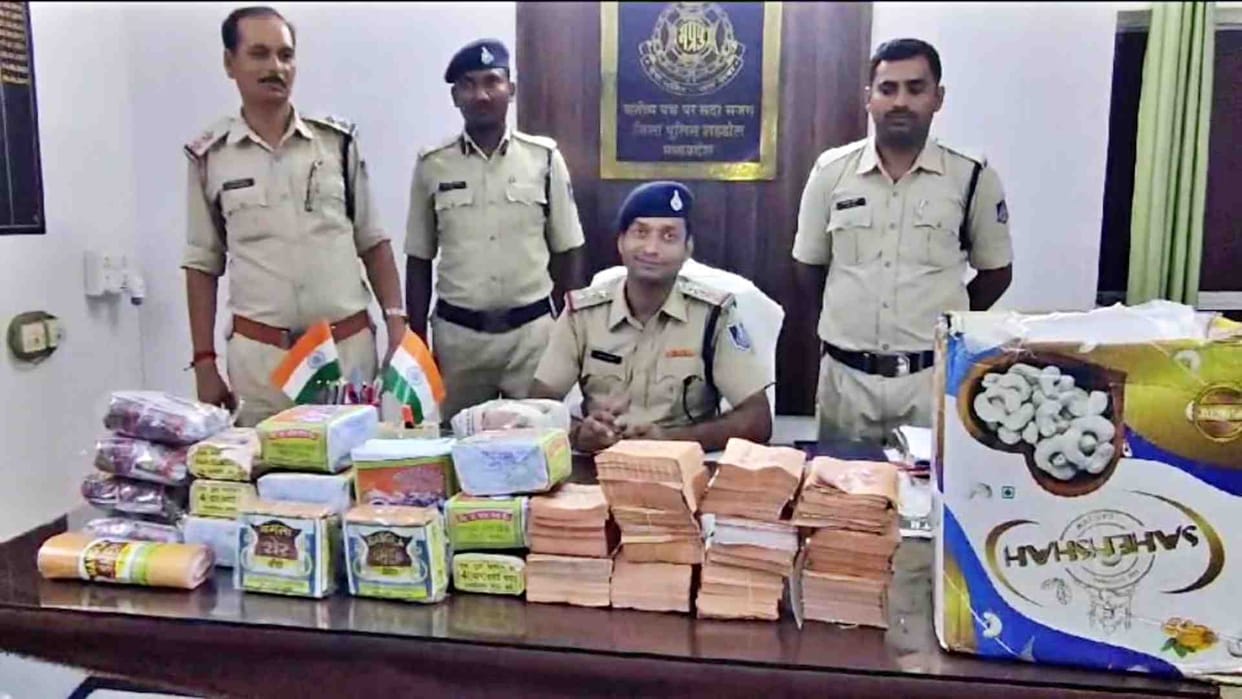 Police raid on fake beedi, tea leaf and nirma business in Shahdol