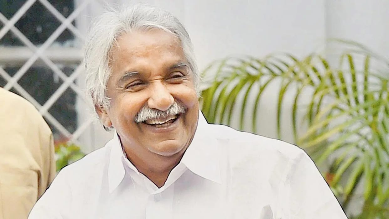 Late Kerala Chief Minister Oommen Chandy's name still appear in Puthuppally voter list