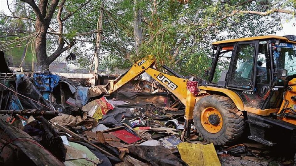 Many families rendered homeless in Delhi before G-20 Pragati Maidan and nearby slums were demolished