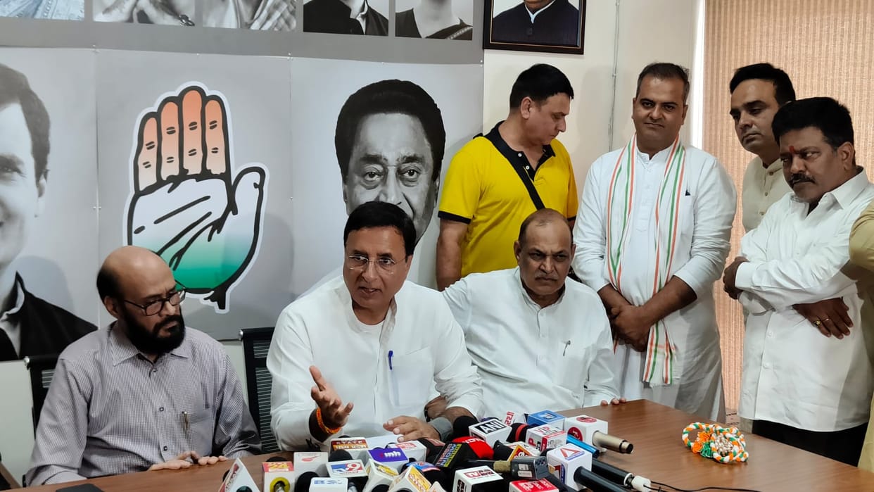 MP News: State in-charge Randeep Surjewala asked questions to Shah and Gadkari, called Shivraj a hit wicket pl