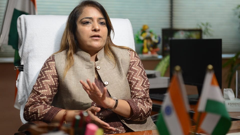 Mayor Shelly Oberoi said that MCD is getting adequate funds from Kejriwal government
