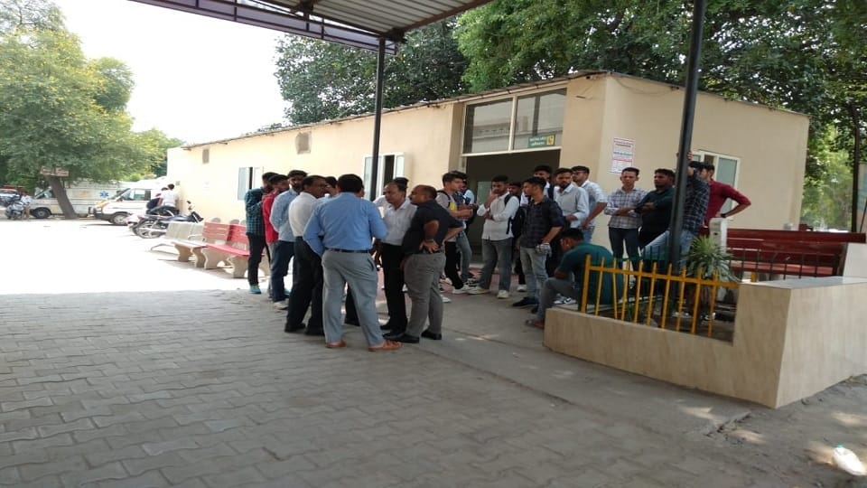 Accident in Hisar GJU campus, Car and bullet collide, B.Sc. second year student dies