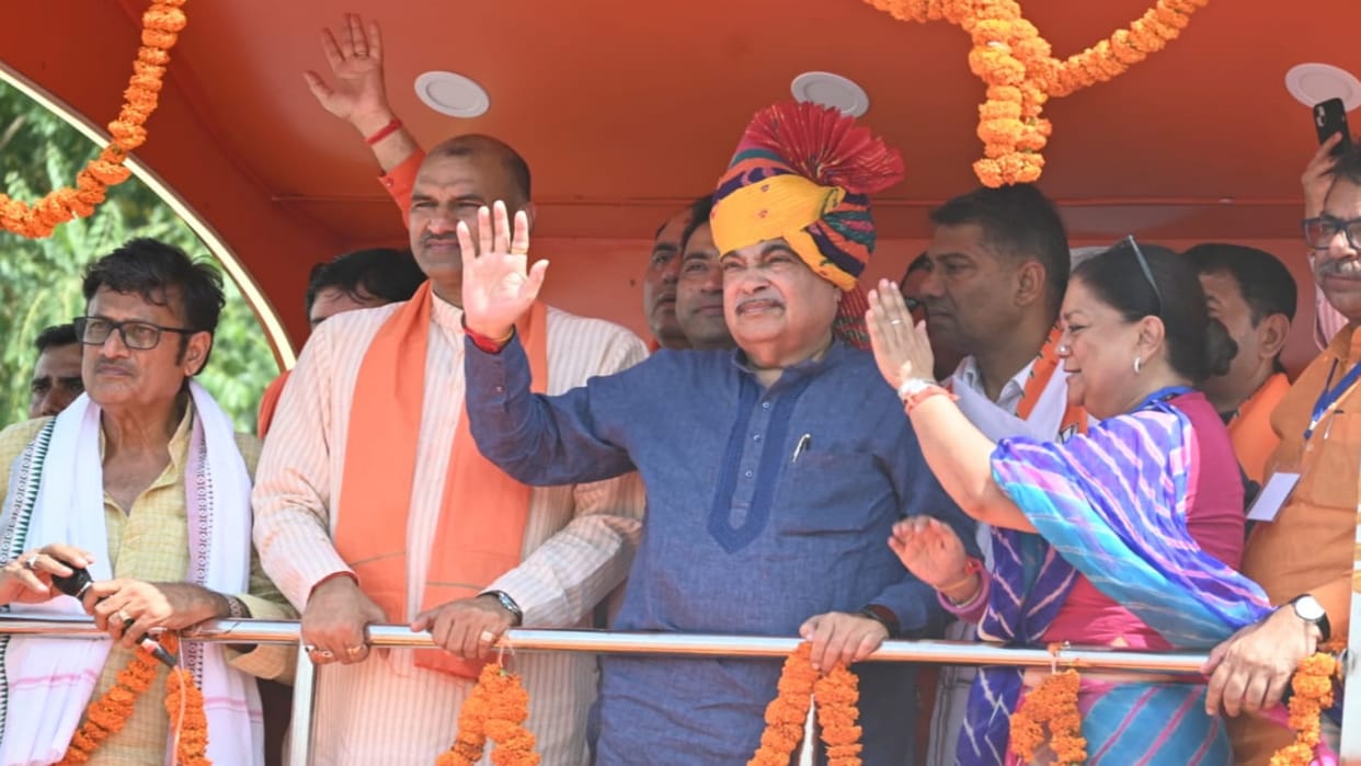 BJP Parivartan Yatra Nitin Gadkari says resolved cases pending since 1965 approved water schemes