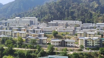 IIT Mandi Ragging case ten students suspend for six months