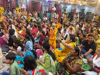 Janmashtami: देवभूमि में कान्हा के जन्मोत्सव की धूम, कृष्ण लीलाओं ने मोहा मन, देखें उल्लास से भरी तस्वीरें Krishna Janmashtami 2023 celebration in Uttarakhand Dehradun News in Hindi Photos