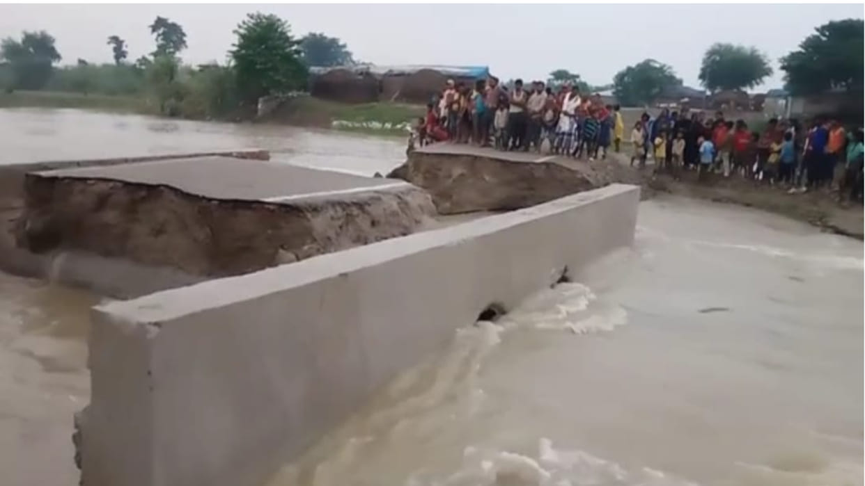 Darbhanga road leading from Tilakeshwarsthan was washed away due to flood Kosi river in spate its usual style