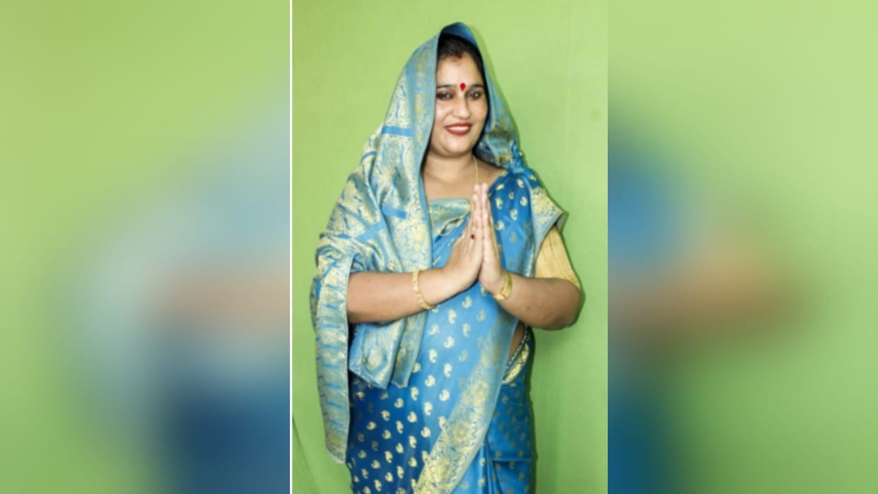 Meerut: Video Viral of BJP leader Meenakshi Chauhan with pistol, DGP takes action