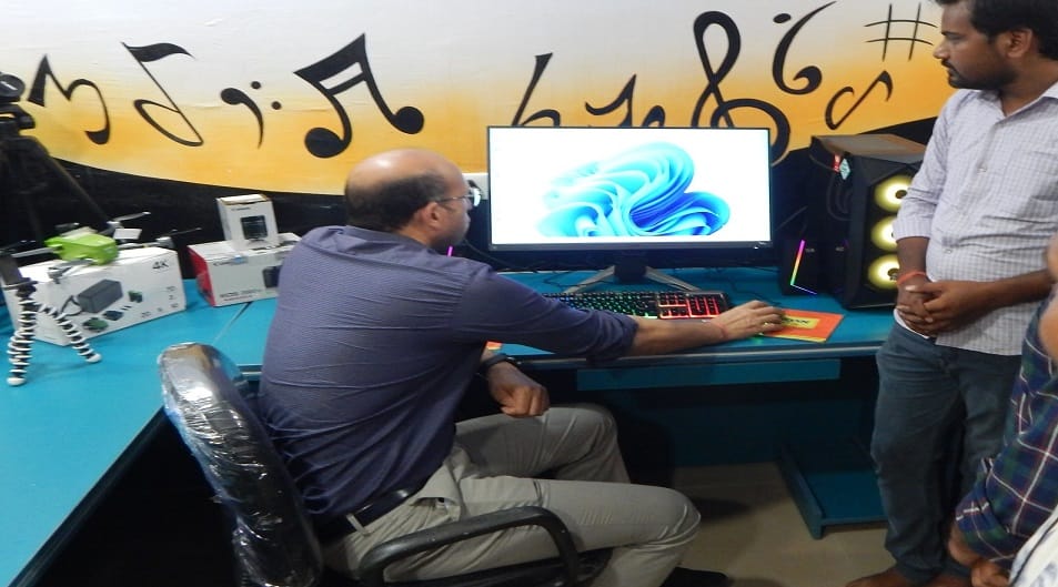 district administration built hitech studio in Tulsi Nevra village where every house has YouTubers