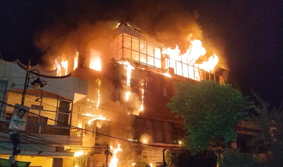 Passengers who survived  hotel fire said I was coughing a lot feeling suffocated