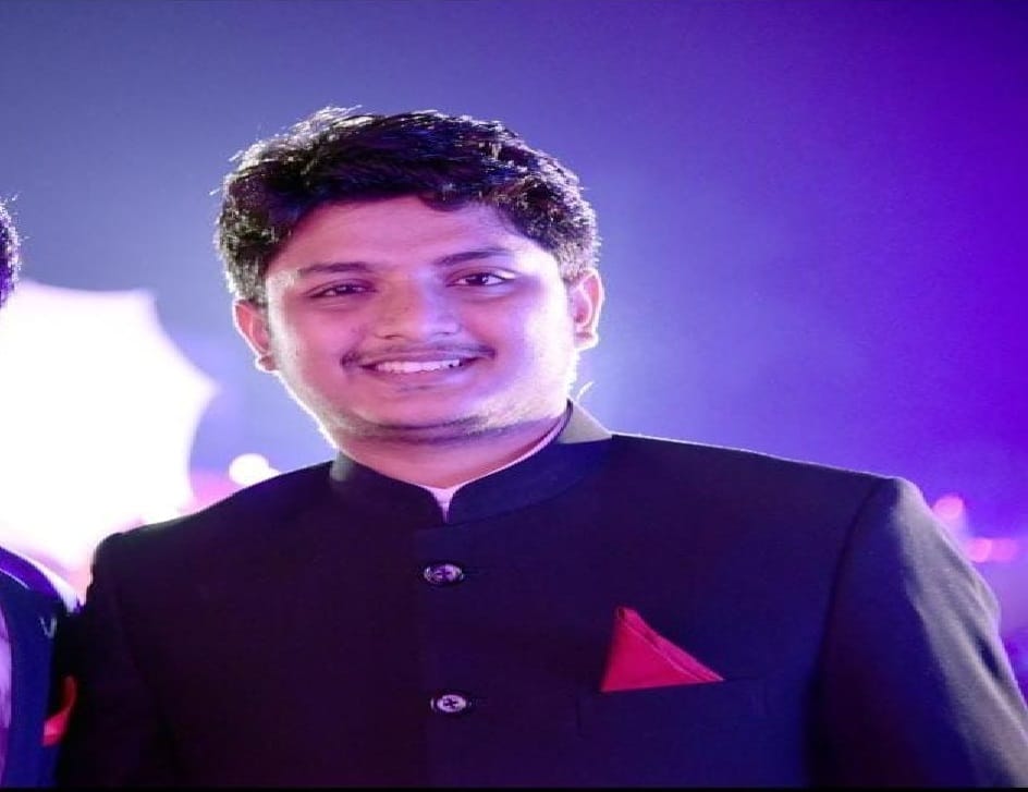 Ambikapur Shubhav Dev secured second position in Chhattisgarh PSC exam