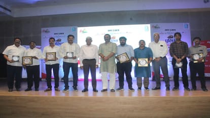 Maa Tujhe Pranam: Commissionerate's police personnel got the award, said- 'For the first time got such honor'