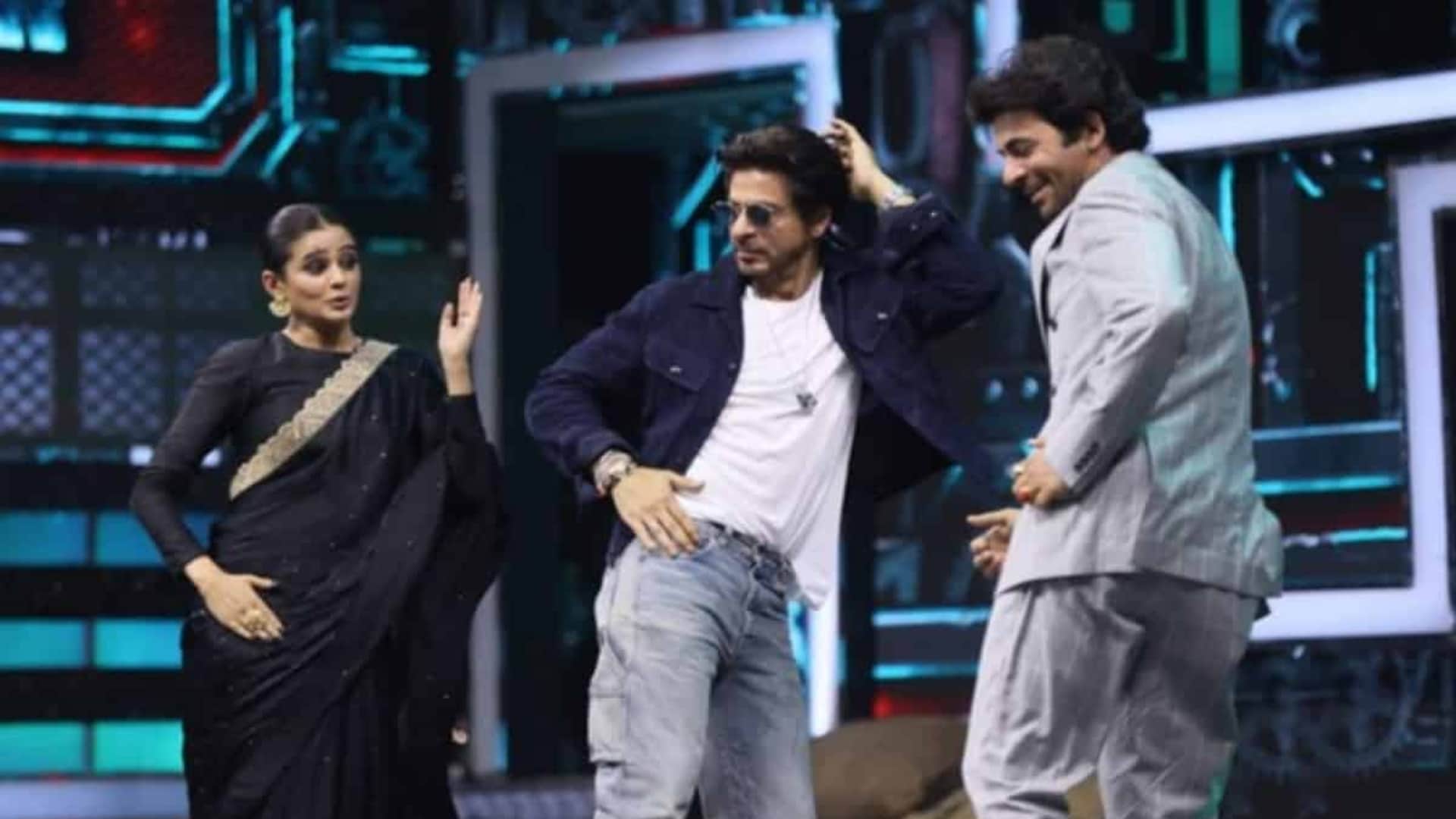 Shah Rukh Khan Starrer movie Jawan creates biggest opening day box office record in history of Hindi cinema